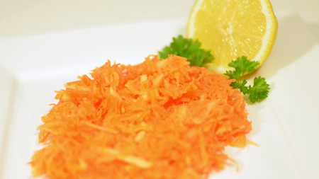 Apfel-Karotten Salat 45 Apfel-Karotten Salat 45