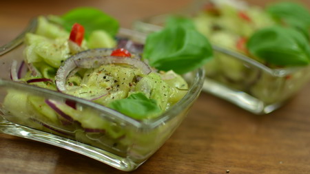 Asiatischer Gurkensalat 45 Asiatischer Gurkensalat 45