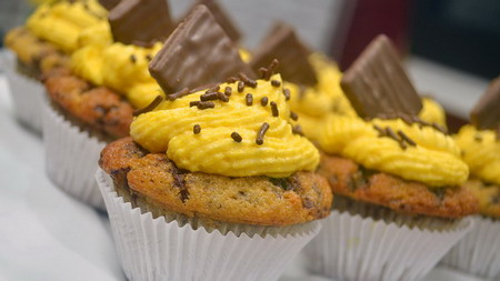 Banana Split Muffin 45 Banana Split Muffin 45