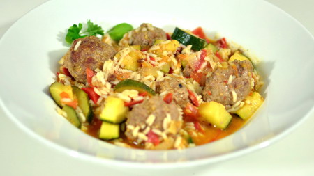 Orientalische Hackfleischpfanne 45 Orientalische Hackfleischpfanne 45
